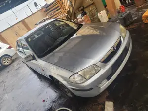 Mazda 323 1.6 2002 Silver