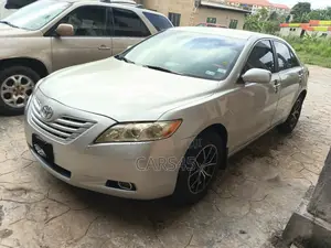 Toyota Camry 2009 Silver