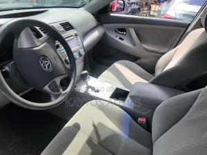 Toyota Camry LE 4dr Sedan (2.4L 4cyl 5A) 2007 Gray