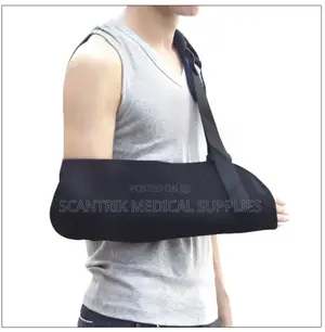 Arm Sling Support for Collarbone Injury Recovery