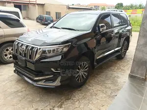 Toyota Land Cruiser Prado 2016 Black