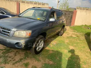 Toyota Highlander 4x4 2005 Blue