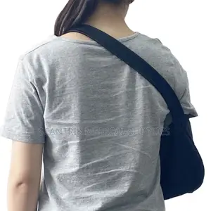 Deluxe Arm Sling Support With Enhanced Comfort Features
