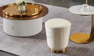 Elegant Hub Centre Table