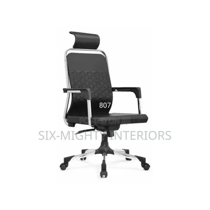 Executive Office Swivel Chair With Headrest