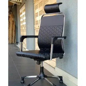 Executive Office Swivel Chair With Headrest