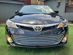 Toyota Avalon XLE Sedar FWD (3.5L 6cyl 6A) 2013 Black