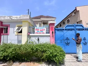 5bdrm House in Lekki Phase 1 for rent