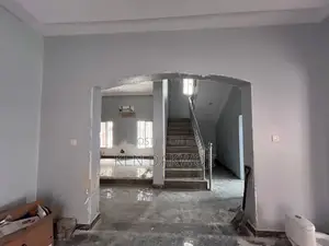 5bdrm House in Lekki Phase 1 for rent
