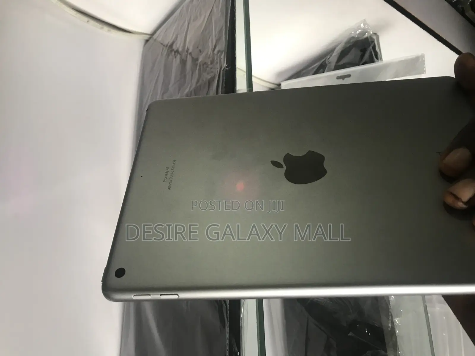 Apple iPad (2025) 32 GB Black