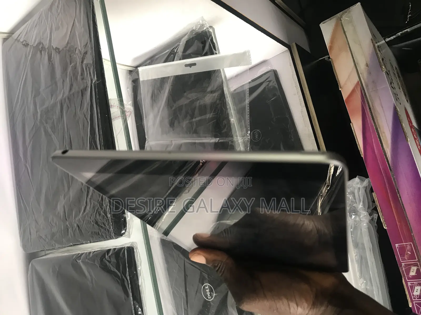 Apple iPad (2025) 32 GB Black