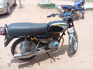 Bajaj Boxer 2024 Black
