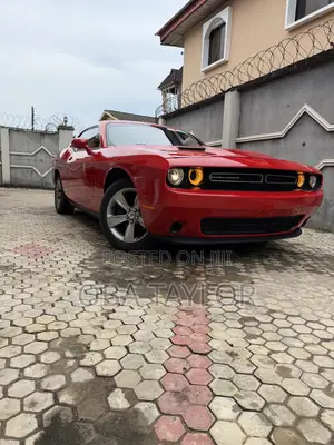 Dodge Challenger 2017 Red