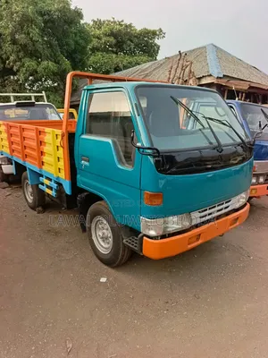 Foreign Used Toyota Dyna 200 Petrol Engine Four Tries