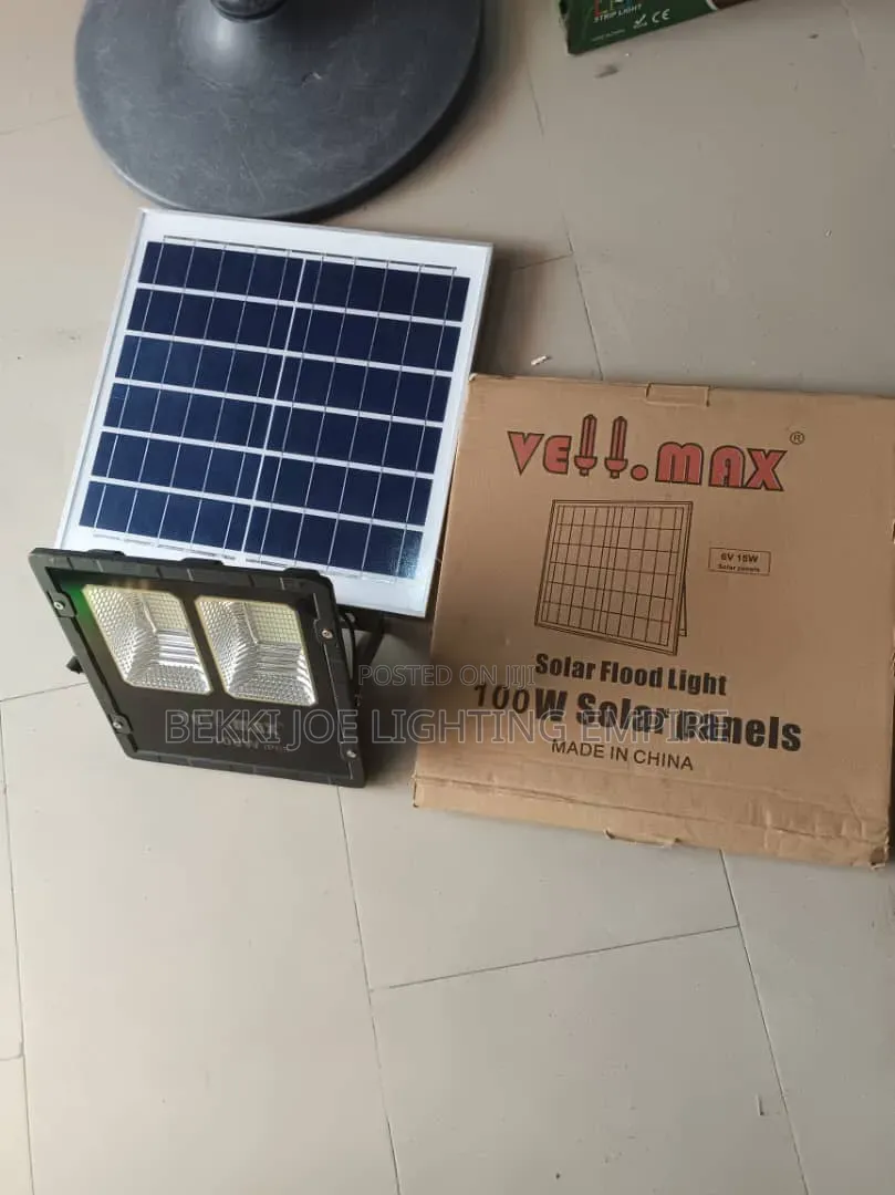 Vellmax Solar Light