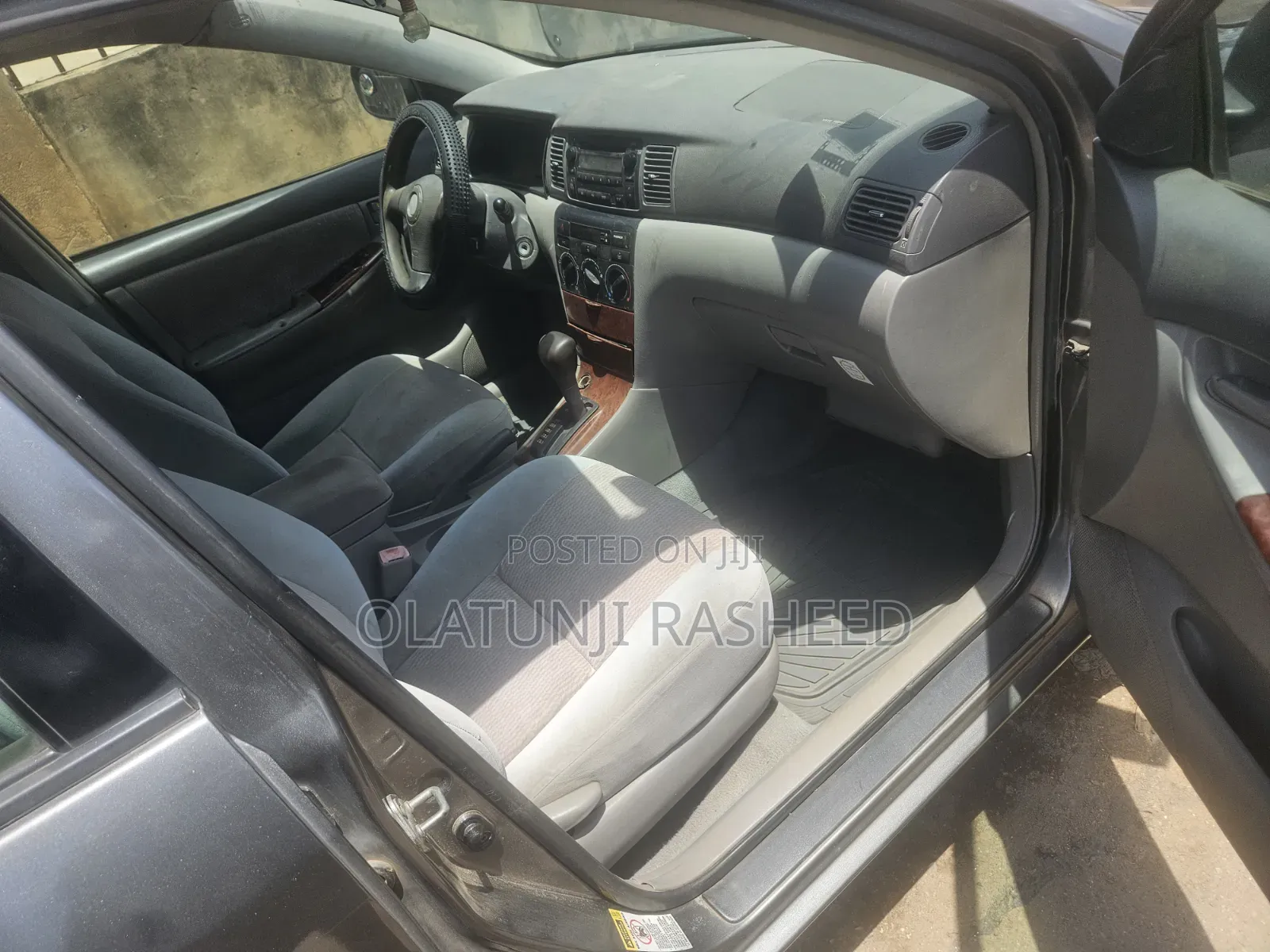 Toyota Corolla LE 2007 Gray