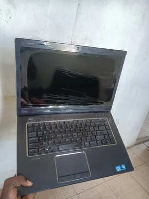 Laptop Dell Vostro 3550 4GB Intel Core i3 HDD 250GB