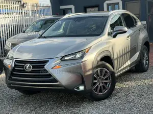 Lexus NX 2017 Gold