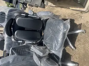 Kidney Chair