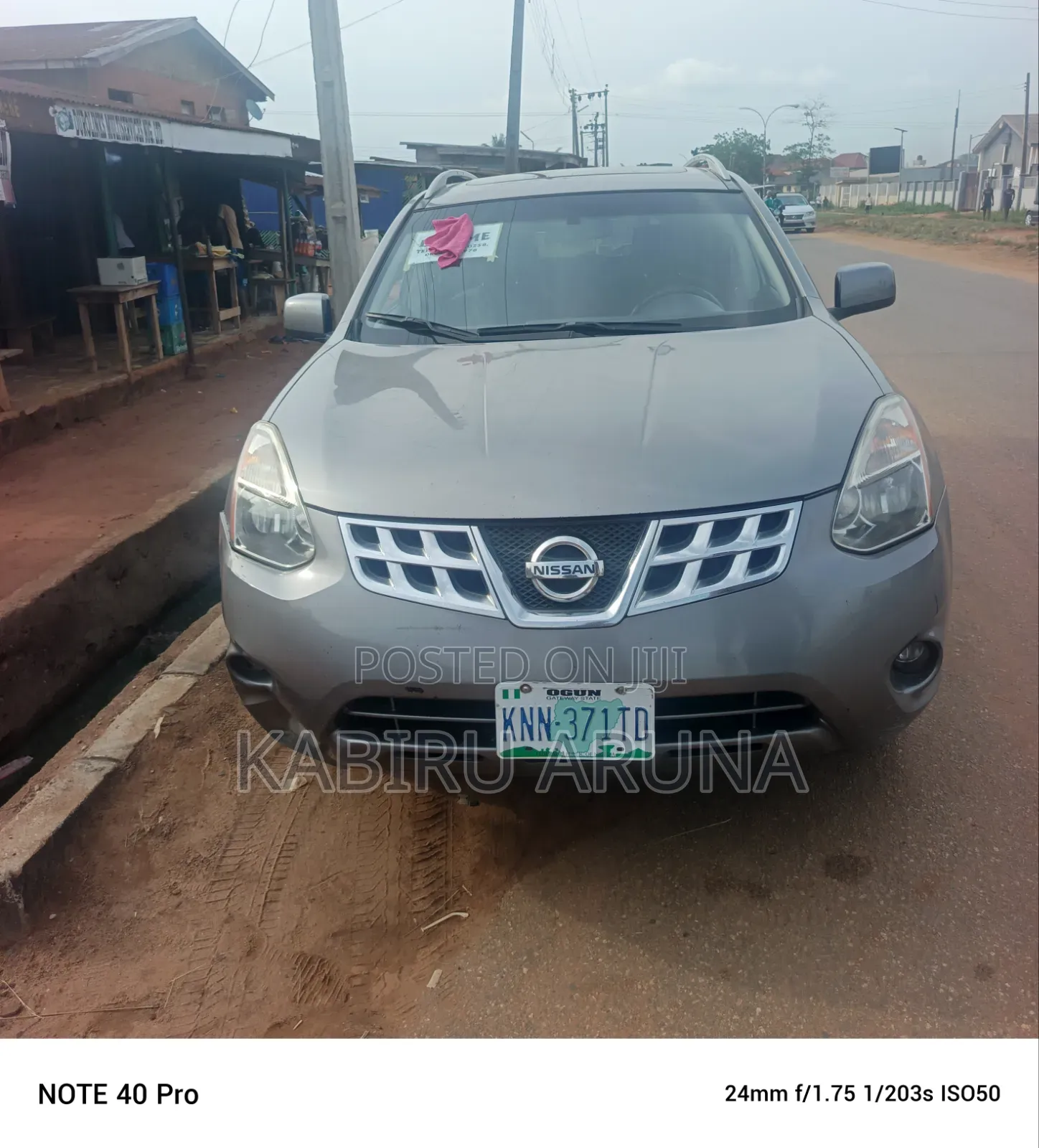 Nissan Rogue 2011 Gray