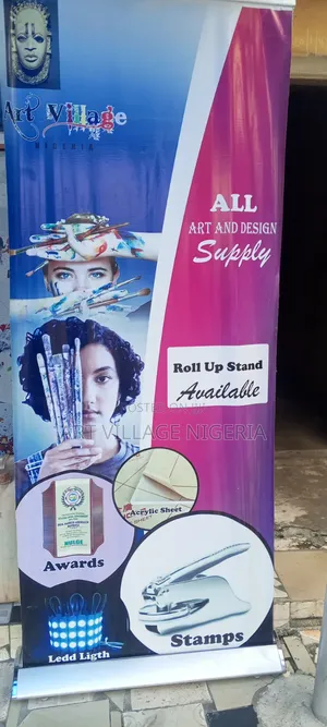 Roll Up Stand