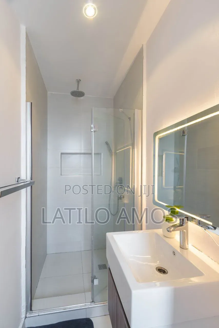 2 Bedroom Luxury Maisonette