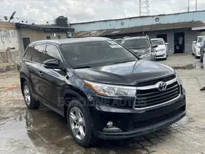 Toyota Highlander Limited 4dr SUV AWD (3.5L 6cyl 6A) 2015 Black
