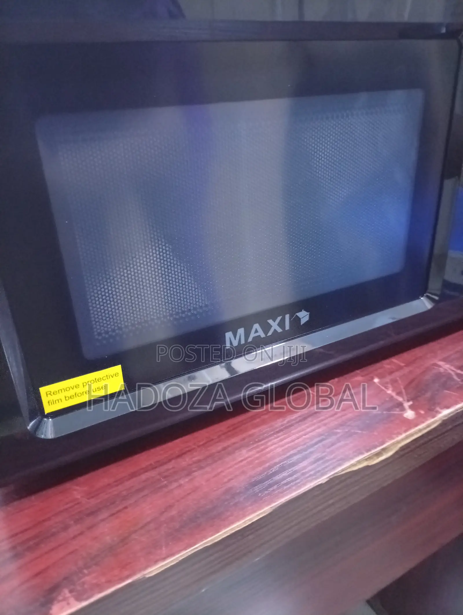 Maxi Microwave – Compact Convenient