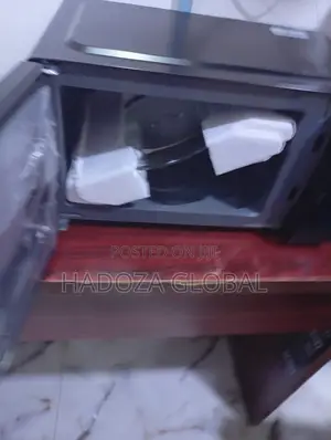 Maxi Microwave – Perfect for Students Homes