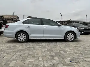 Volkswagen Jetta 1.8T SEL Premium 2017 Gray