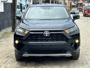 Toyota RAV4 LE AWD 2024 Black