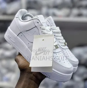 Nike Airforce 1 White Sneakers