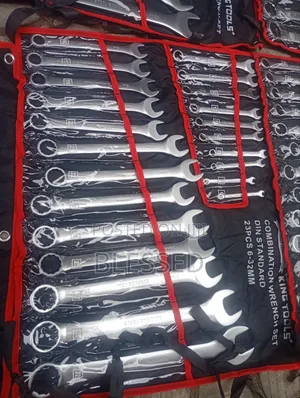 26pic of Set of Spanners
