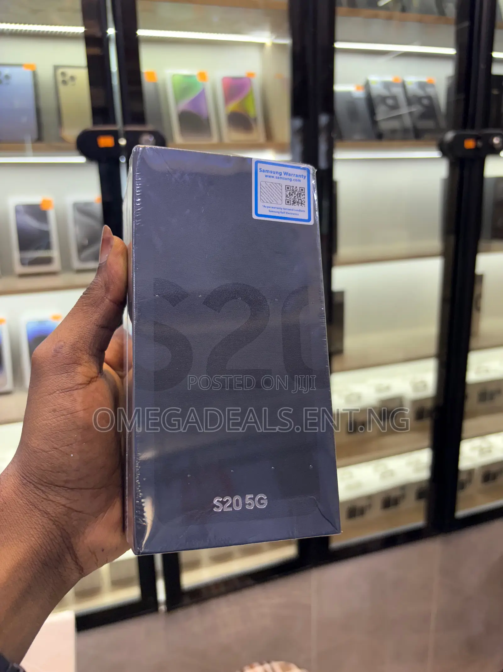 New Samsung Galaxy S20 128 GB