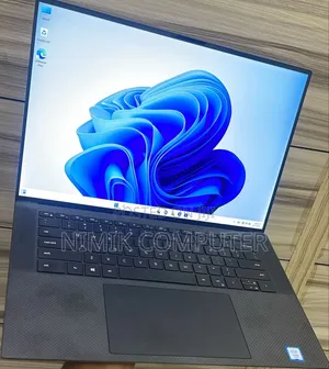 Laptop Dell Precision 5560 32GB Intel Xeon SSD 512GB