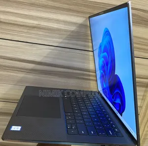 Laptop Dell Precision 5560 32GB Intel Xeon SSD 512GB