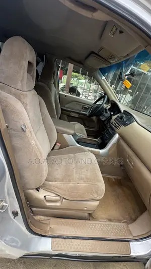 Toyota Highlander 2004 Silver