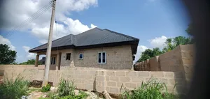 6bdrm Block of Flats in Obasohan Estate, Ikpoba-Okha for sale