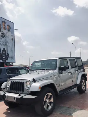 Jeep Wrangler Unlimited Rubicon 4dr SUV 4WD (3.6L 6cyl 6M) 2014 Gray