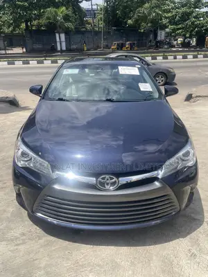 Toyota Camry XLE 4dr Sedan (2.5L 4cyl 6A) 2016 Blue