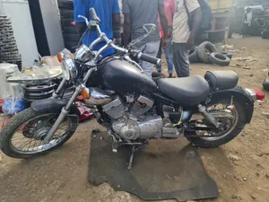 Yamaha 2008 Black