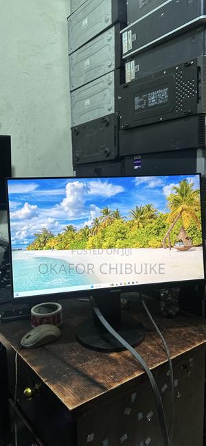 Samsung 24 Inch’S Monitor