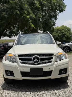 Mercedes-Benz GLK-Class 350 4MATIC 2011 White