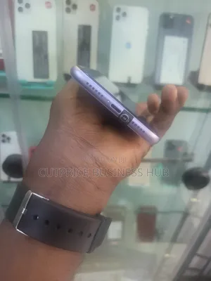 Apple iPhone 11 64 GB Purple