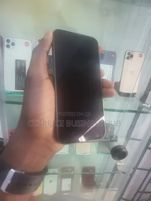 Apple iPhone 13 128 GB Green