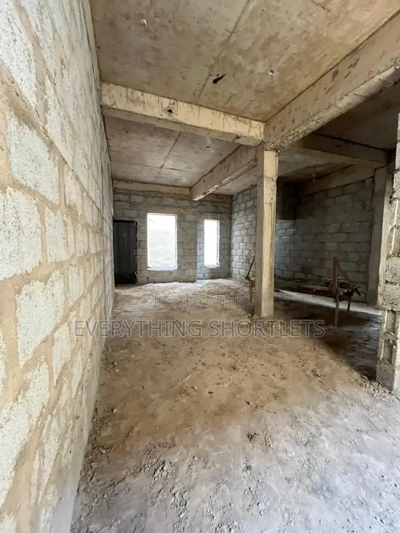 1 Bedroom Flat