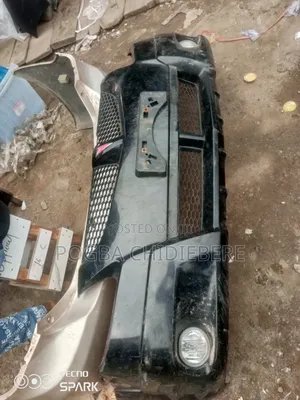Front Bumper Pontiac Vibe 2003