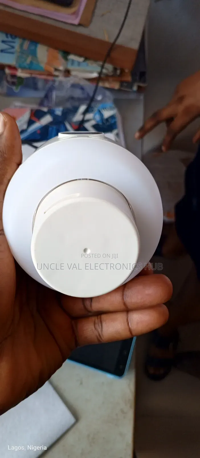 Taigexin 8" Rechargeable Ceiling Fan