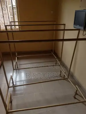 Cloth Rack For Boutiques