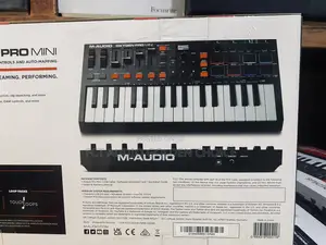  M-Audio Oxygen Pro Mini (32 Keys Midi Controller)